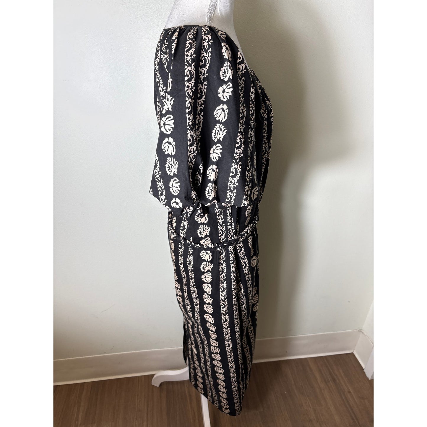 Marie Oliver Black and Cream Belted  Midi Dress Sz Xs