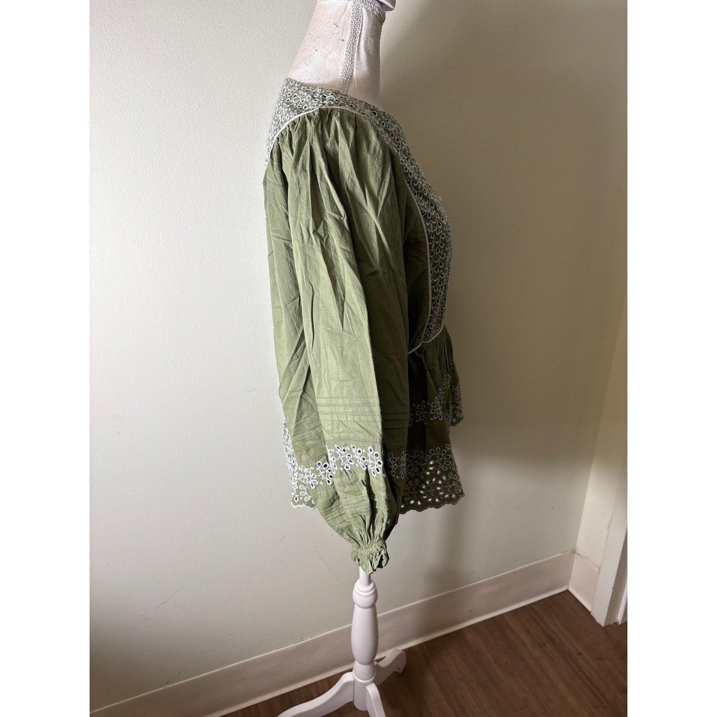 NWT Baybala Sage Green and White Eyelet Peasant Top Sz L