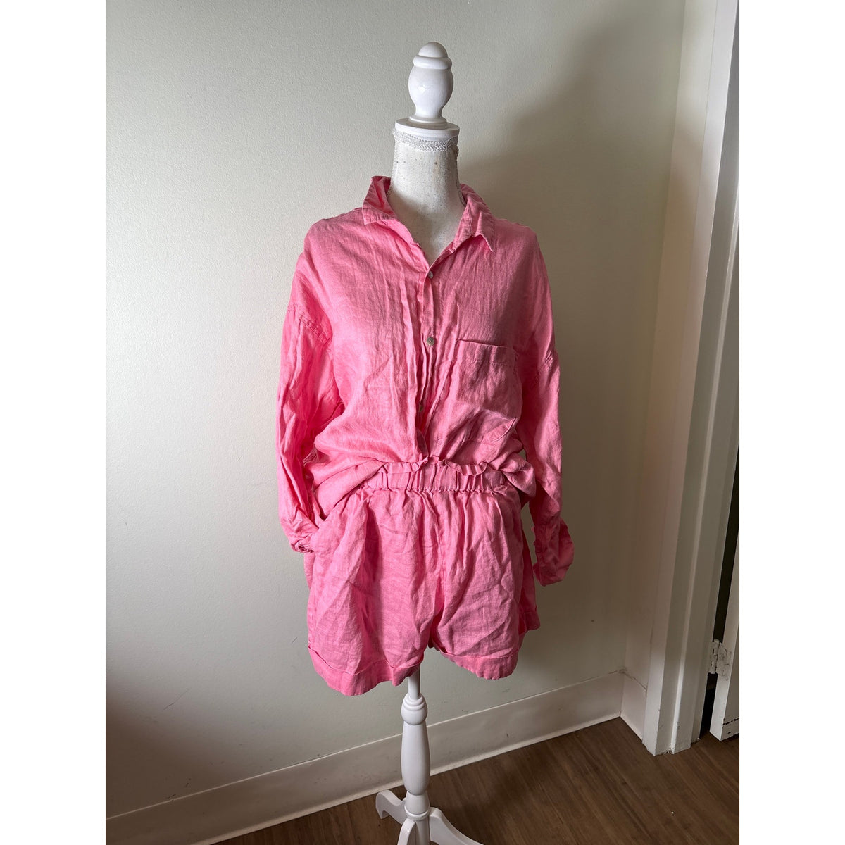 Rove Bright Pink Linen Shirt and Short Set  Sz M