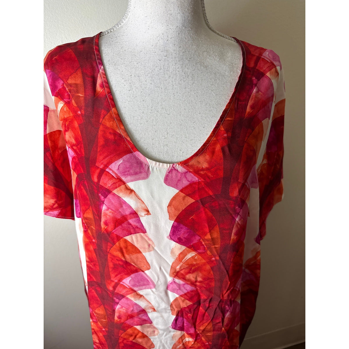 Marie Oliver Red and Pink Watercolor Caftan Sz S