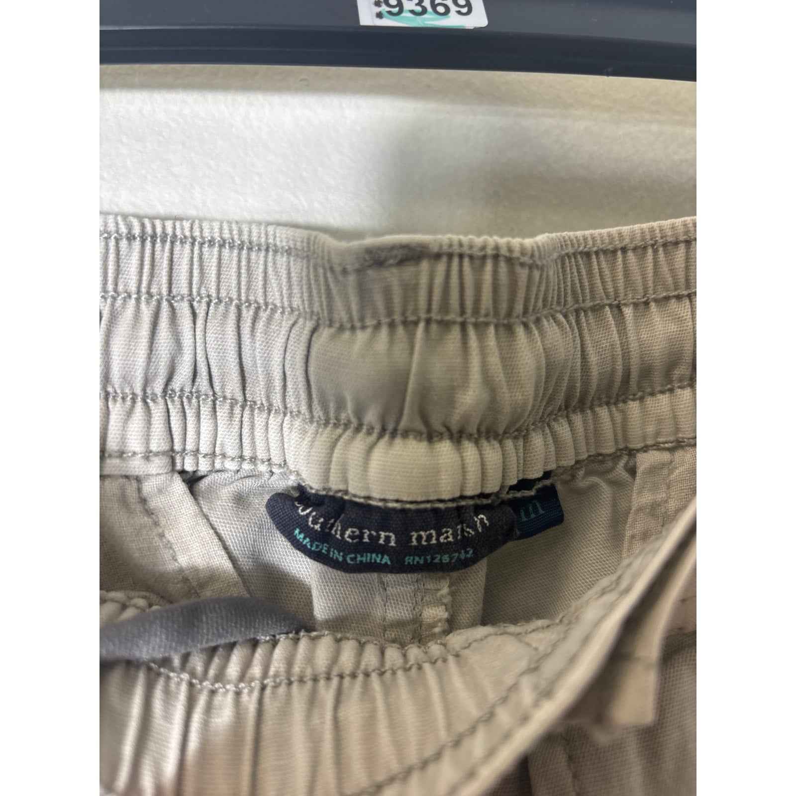 Southern Marsh Khaki Elastic Waist Shorts Sz M