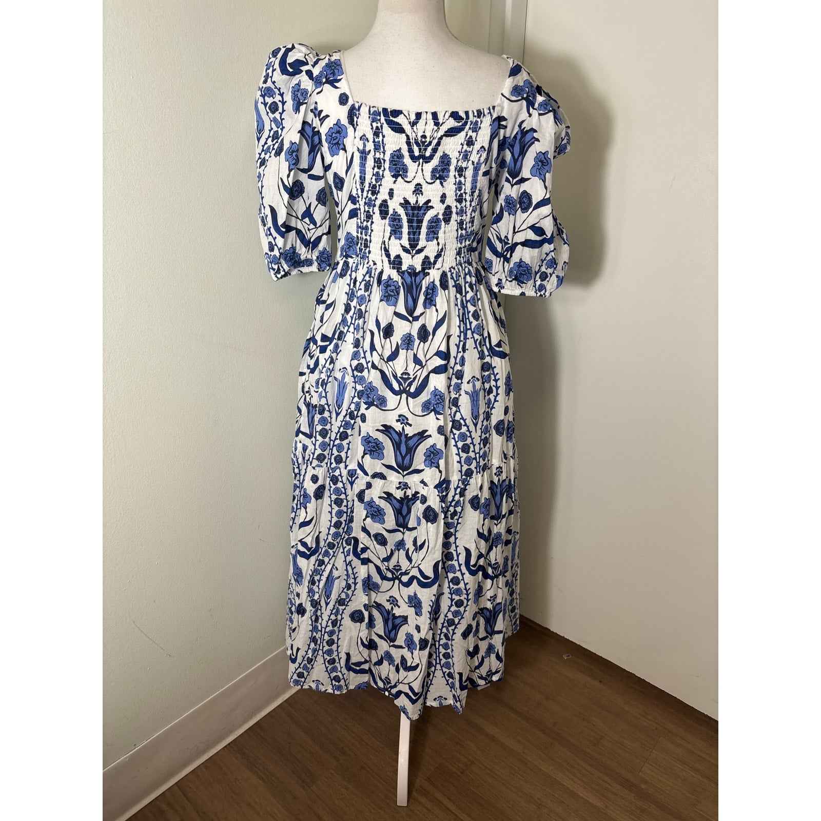 Beyond by Vera Blue and White Puff Sleeve Maxi Dress Sz S