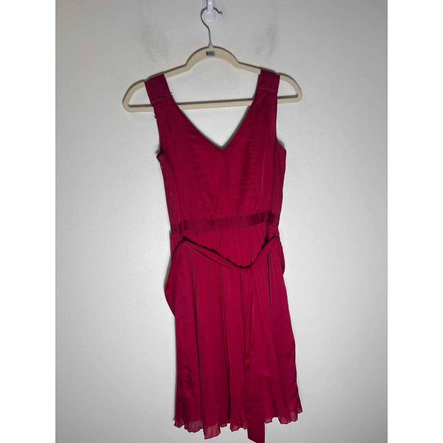 White House Black Market Crimson Red Sleeveless Pleated Holiday Party Dress Sz 0