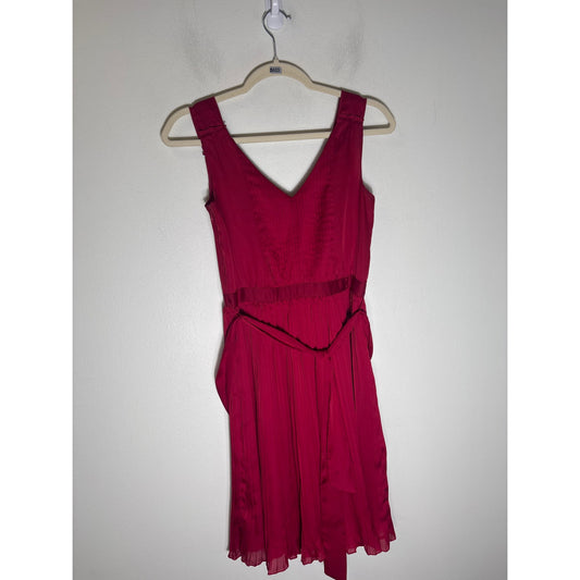 White House Black Market Crimson Red Sleeveless Pleated Holiday Party Dress Sz 0
