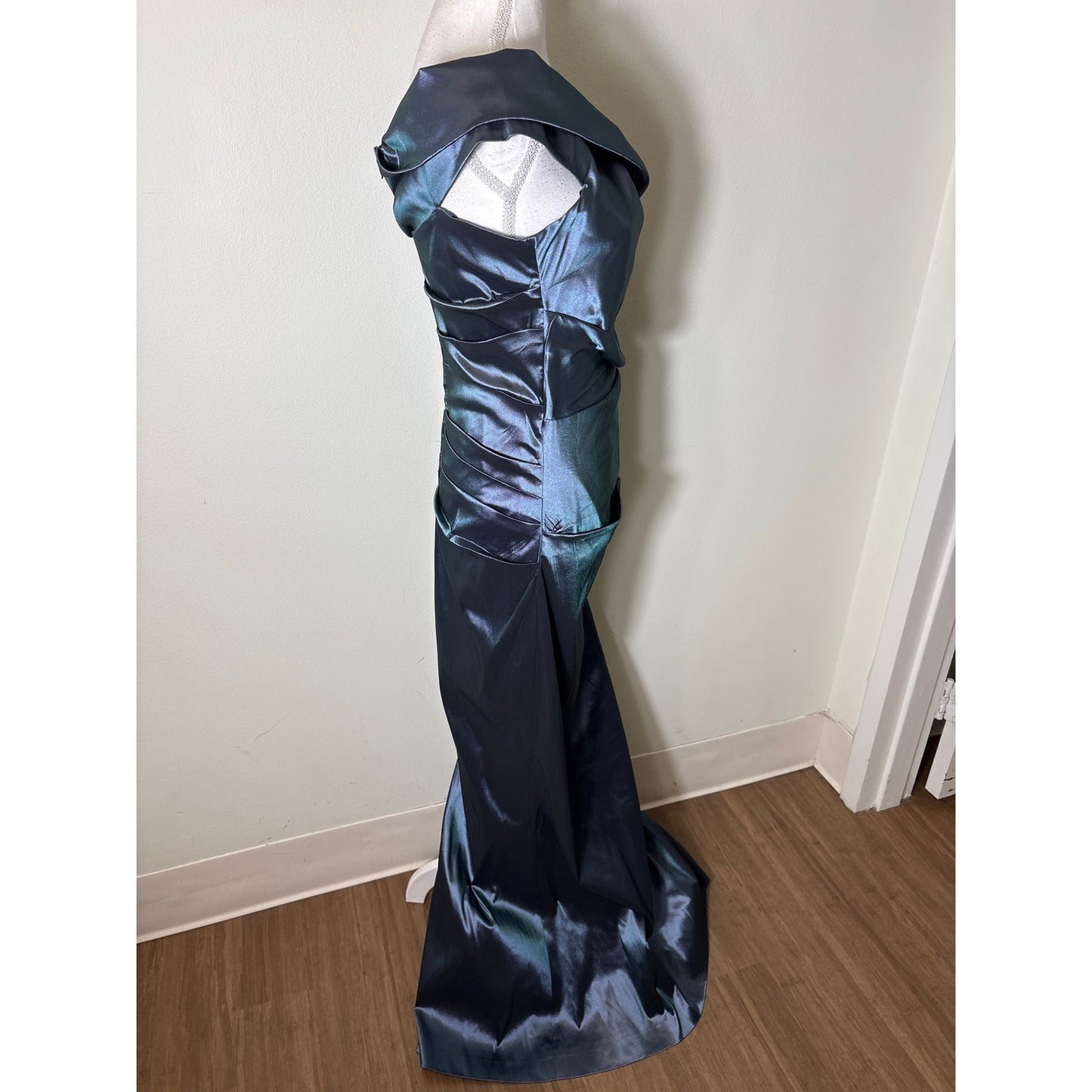 NWT Teri Jon Slate Off The Shoulder Gown Sz 10