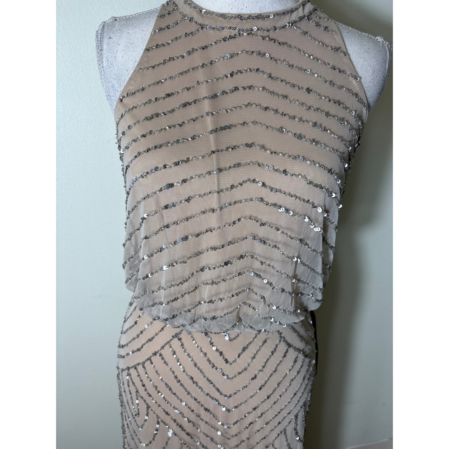NWT Adrianna Papell Silver Sequin Nude Halter Gown Sz 0