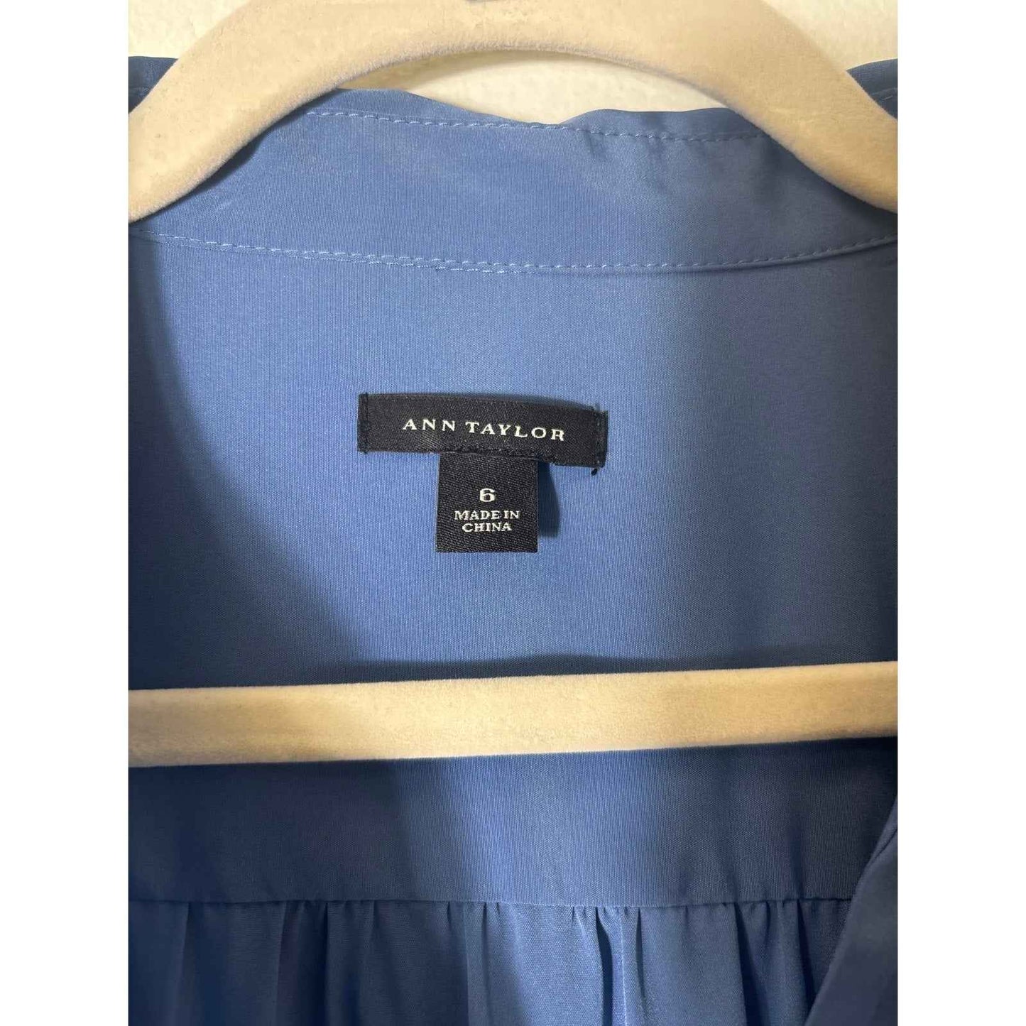 Ann Taylor Cornflower Blue Sleevless Knee Length Button Up Dress Sz 6