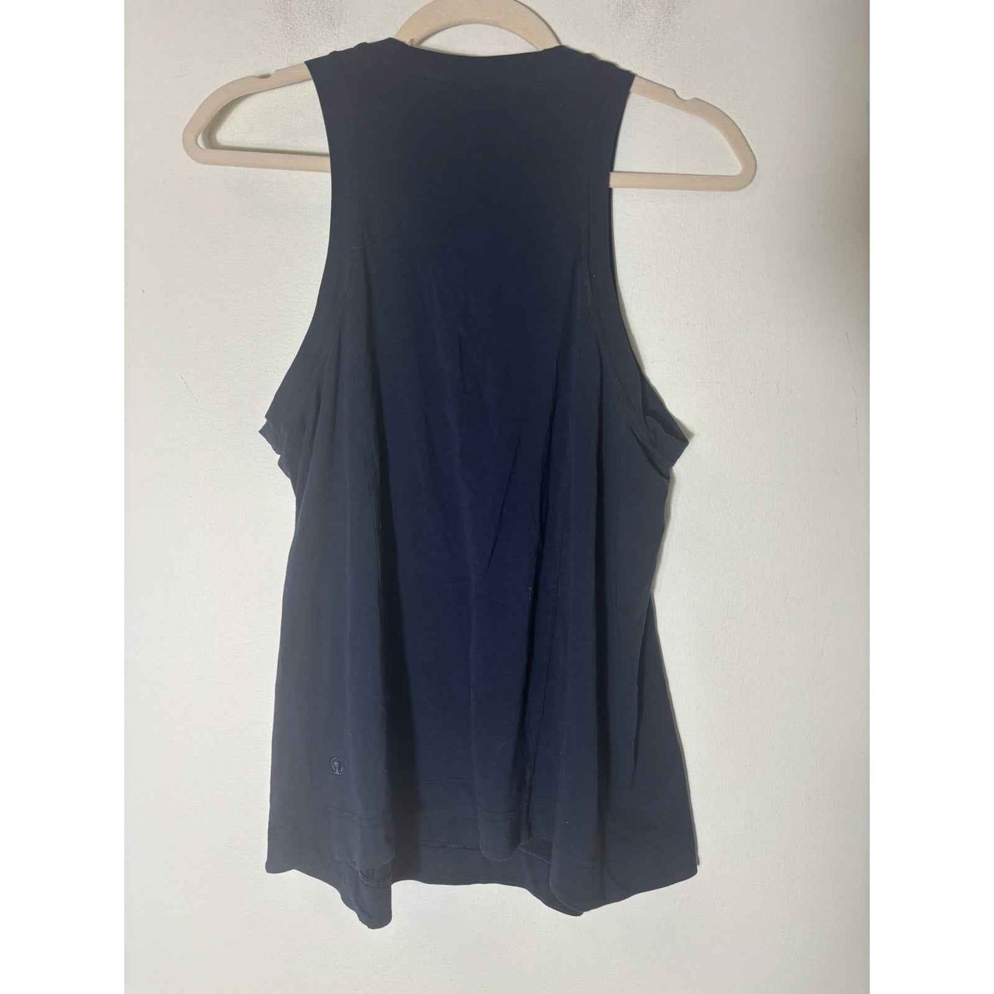 Lululemon Black Sleeveless Athletic Shirt Top Sz SP
