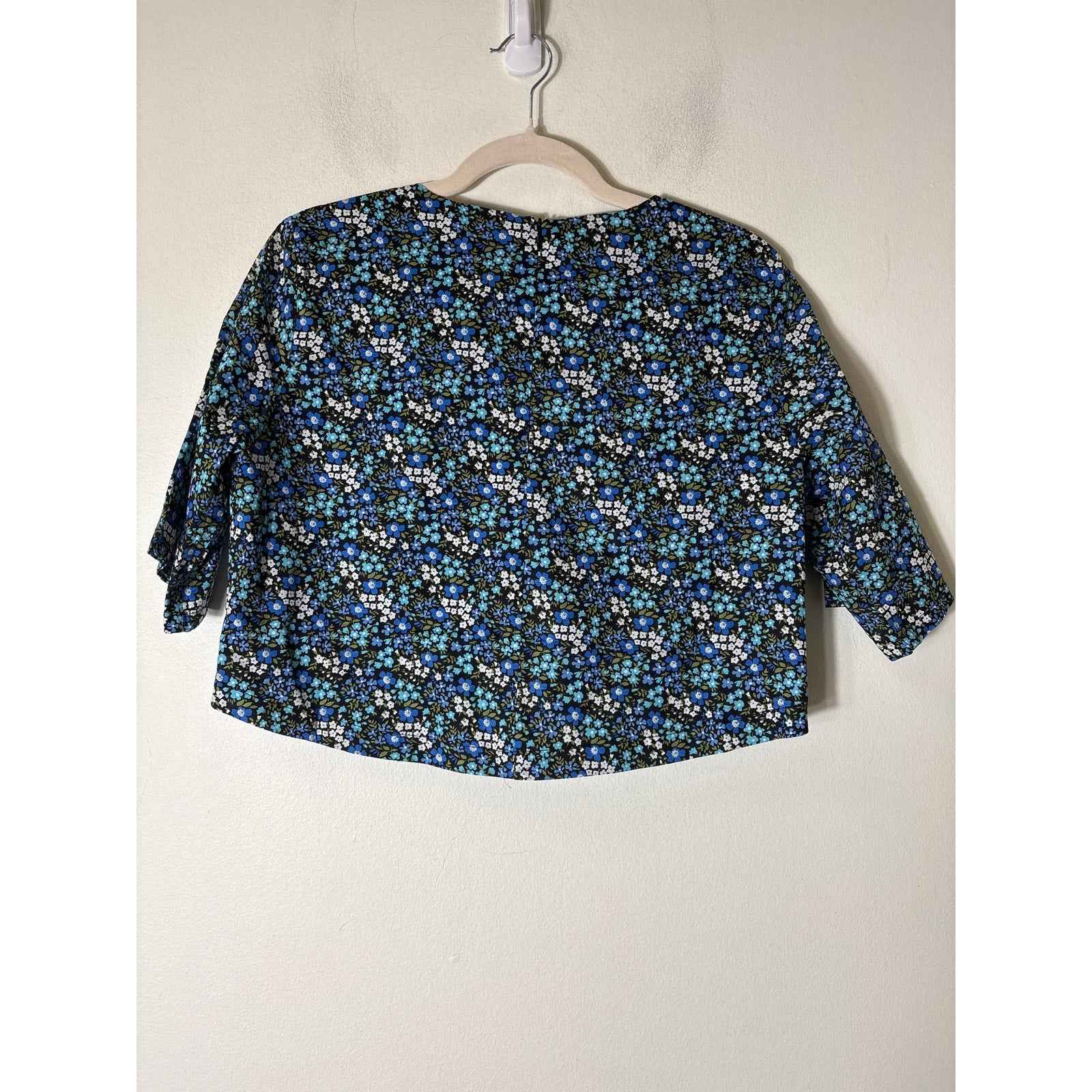 Buru Blue Mini Floral Half Sleeve Top Sz S