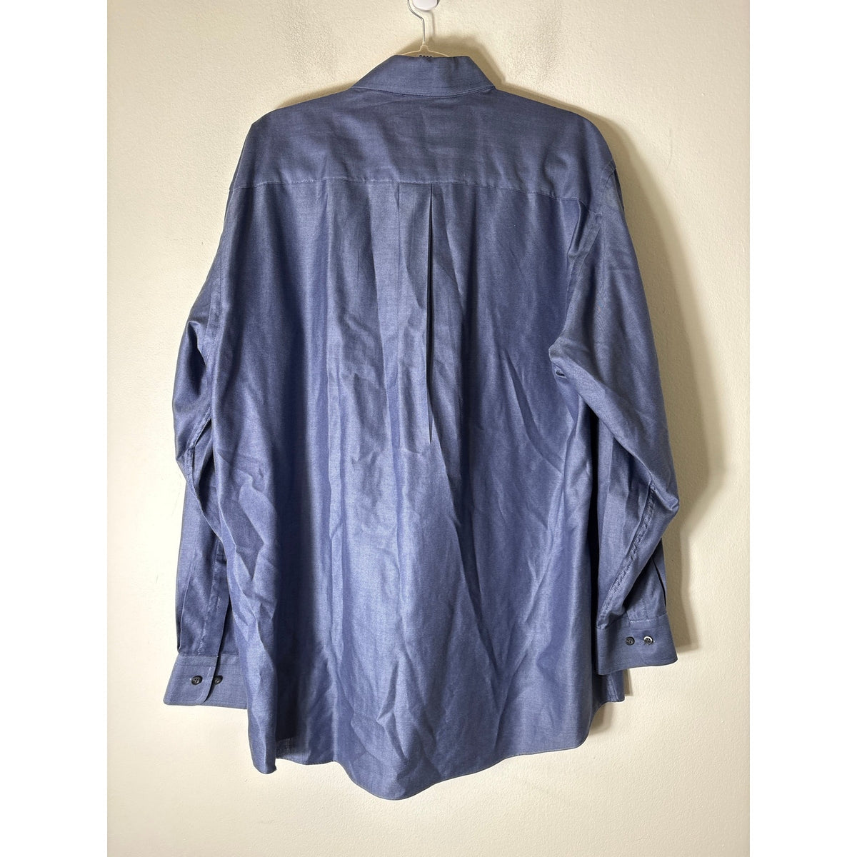 Mens Jos. A. Bank navy long sleeve button down Sz L