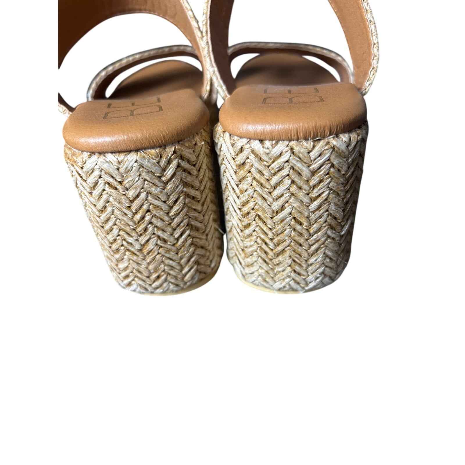 Beach Woven Two Strap Wedges Sz 9