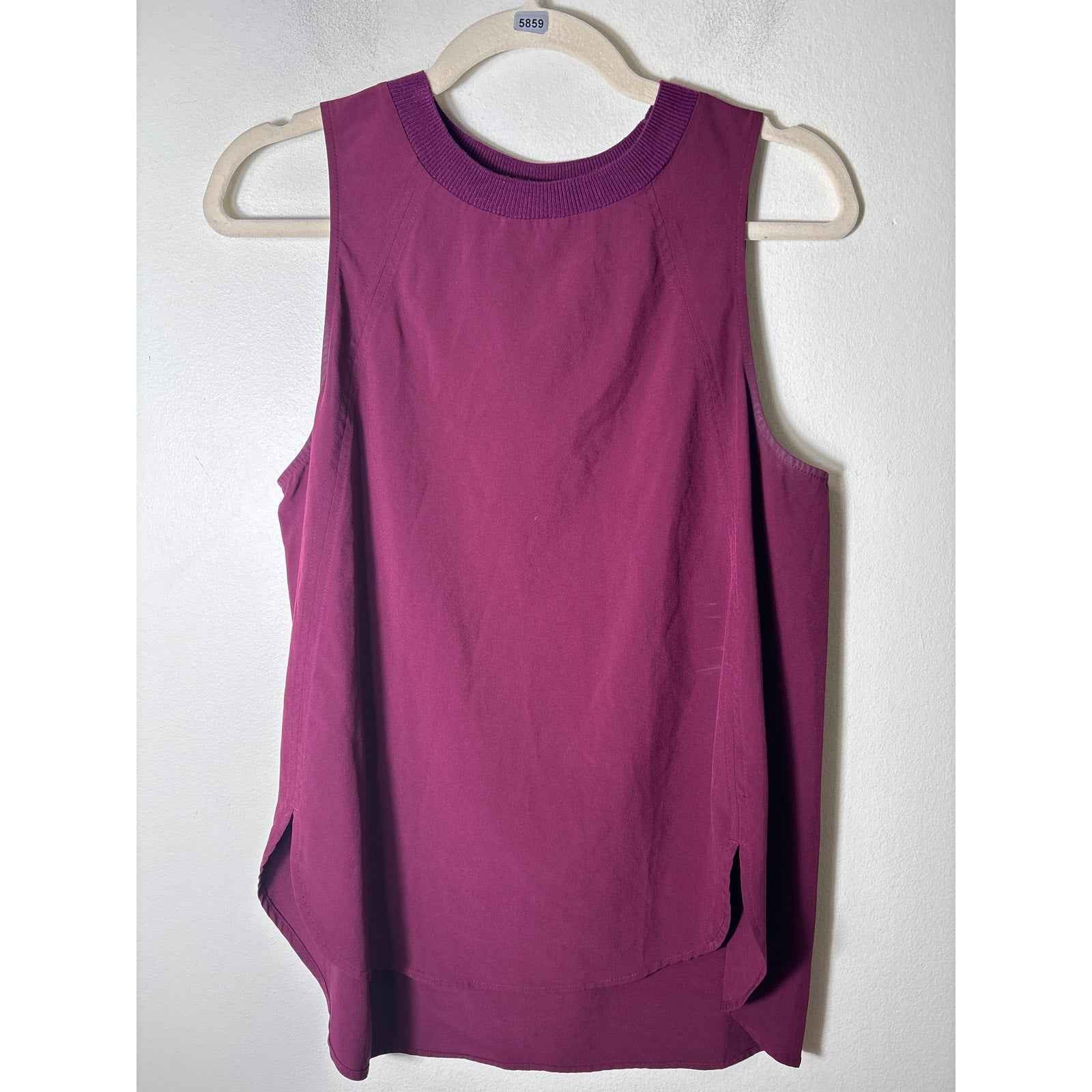 Athleta Deep Fushia Light Weight Sleeveless Top Sz S