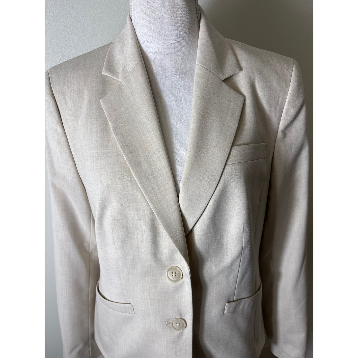 Jones New York Oyster Two Piece Pant Suit Sz 10