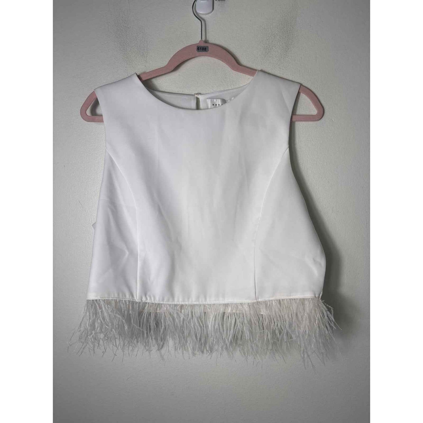 NWT Endless Rose White Feather Trim Bow Tie Top sz XL