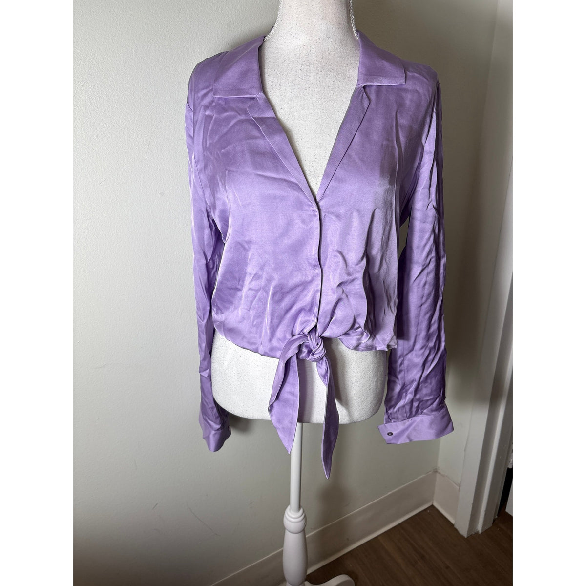 L'agence Lavendar Tie Front Button Up Blouse Sz S