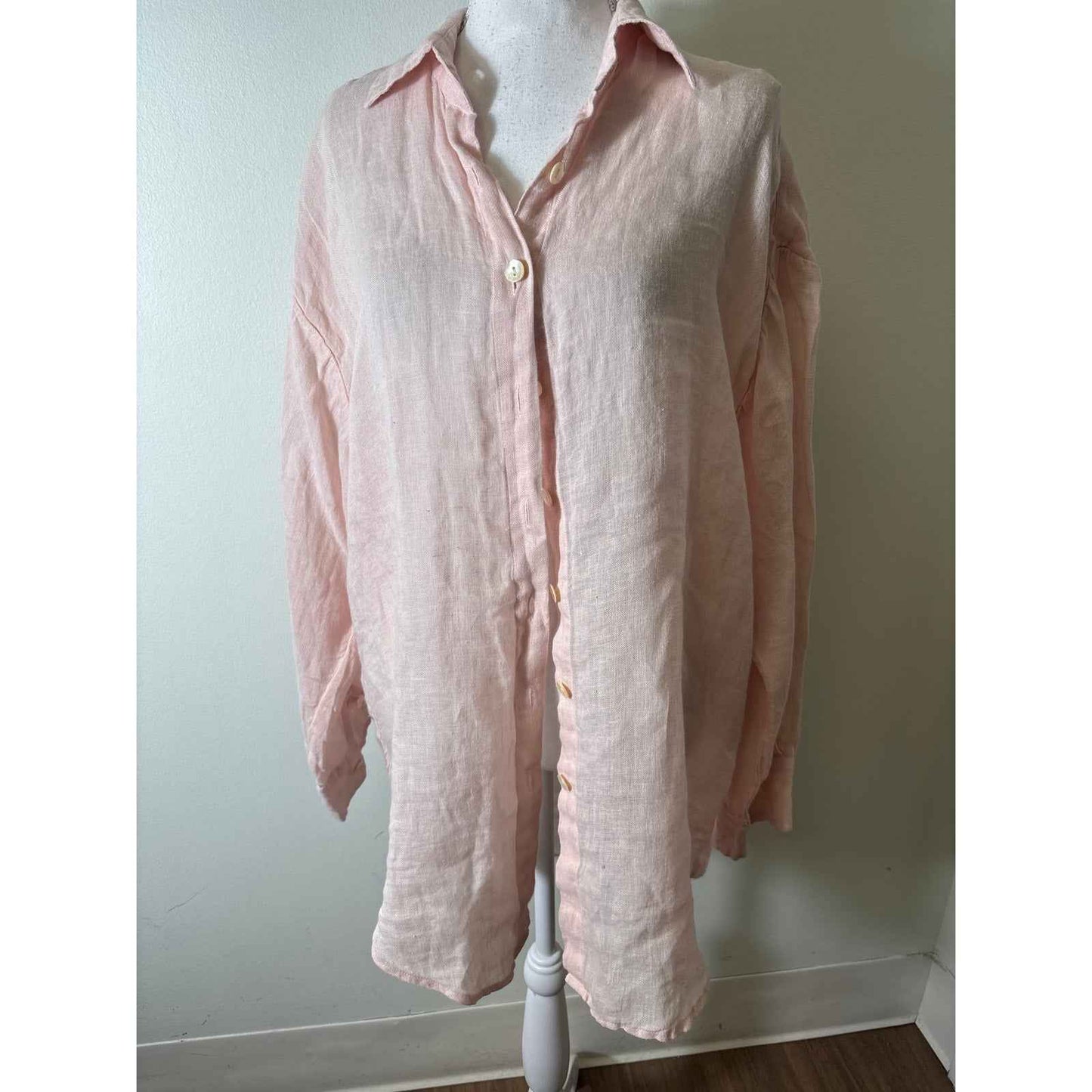 Vitamin A Pink Long Sleeve Gauzy Linen Button Up Shirt Sz S