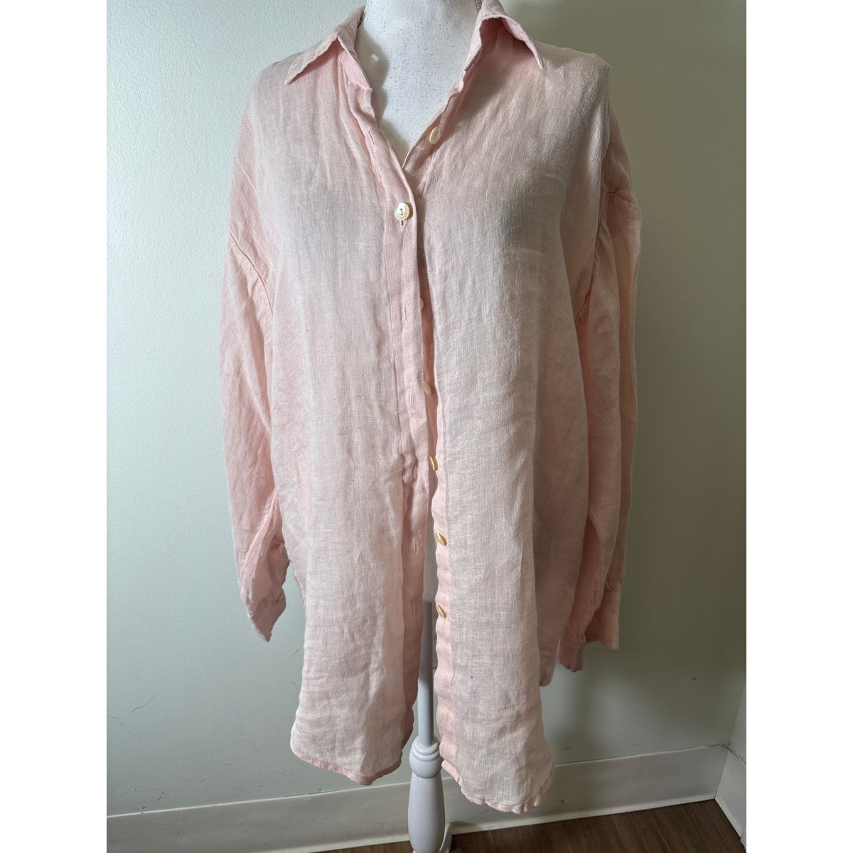 Vitamin A Pink Long Sleeve Gauzy Linen Button Up Shirt Sz S