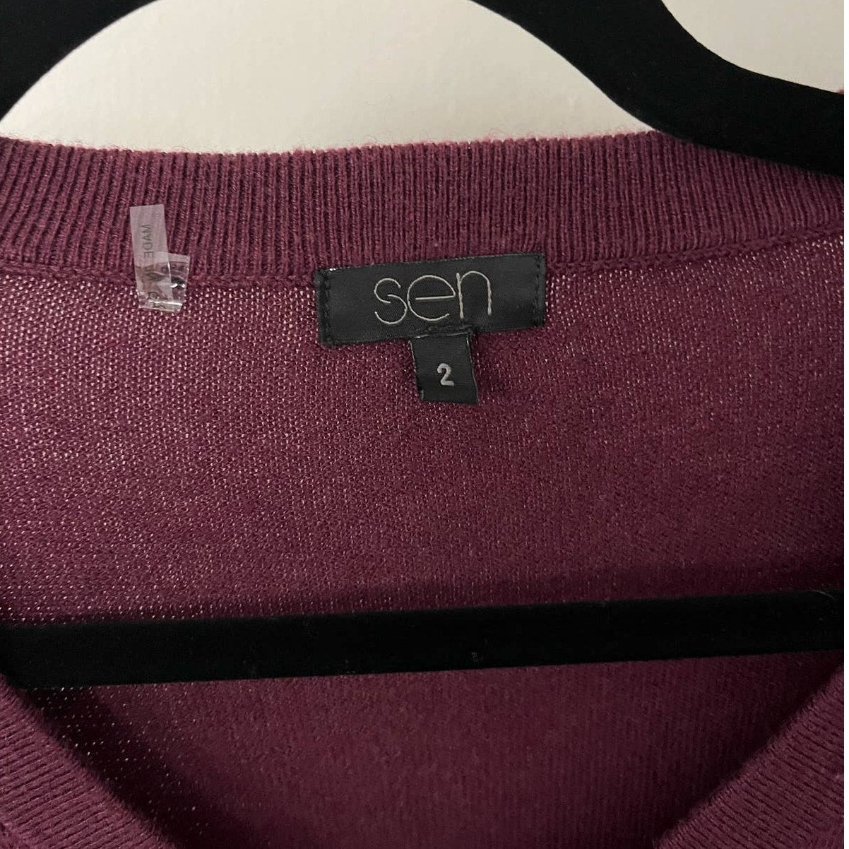 Sen Karlie Maroon Burgundy Cold Shoulder Asymmetric Hem Sweater Sz 2