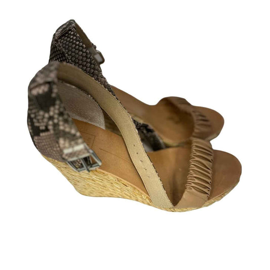 Dolce Vita Gray Snakeskin Nude Wedge Sandals Sz 9.5